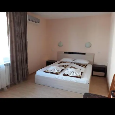 Lazur Vendégház 4*