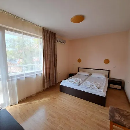 Vendégház Lazur 4*